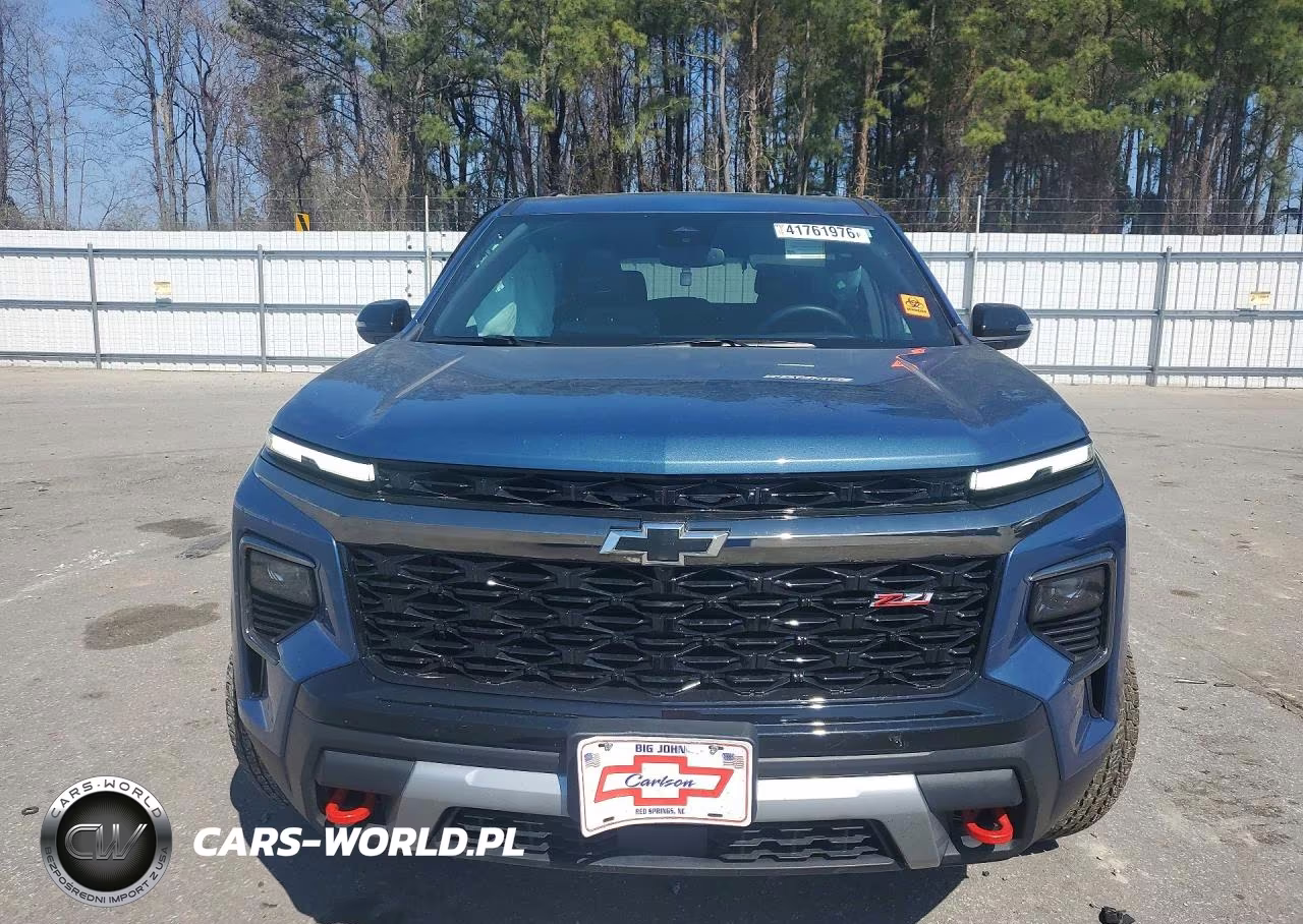 2025 Chevrolet Traverse Z71 VIN:1GNEVJRS4SJ244059 - 5