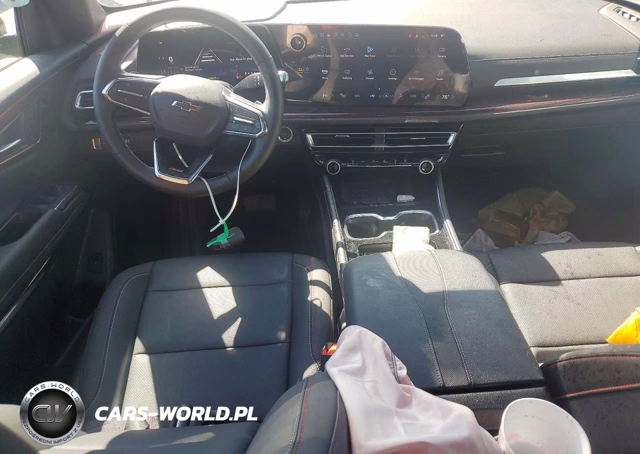 2025 Chevrolet Traverse Z71 VIN:1GNEVJRS4SJ244059 - 8