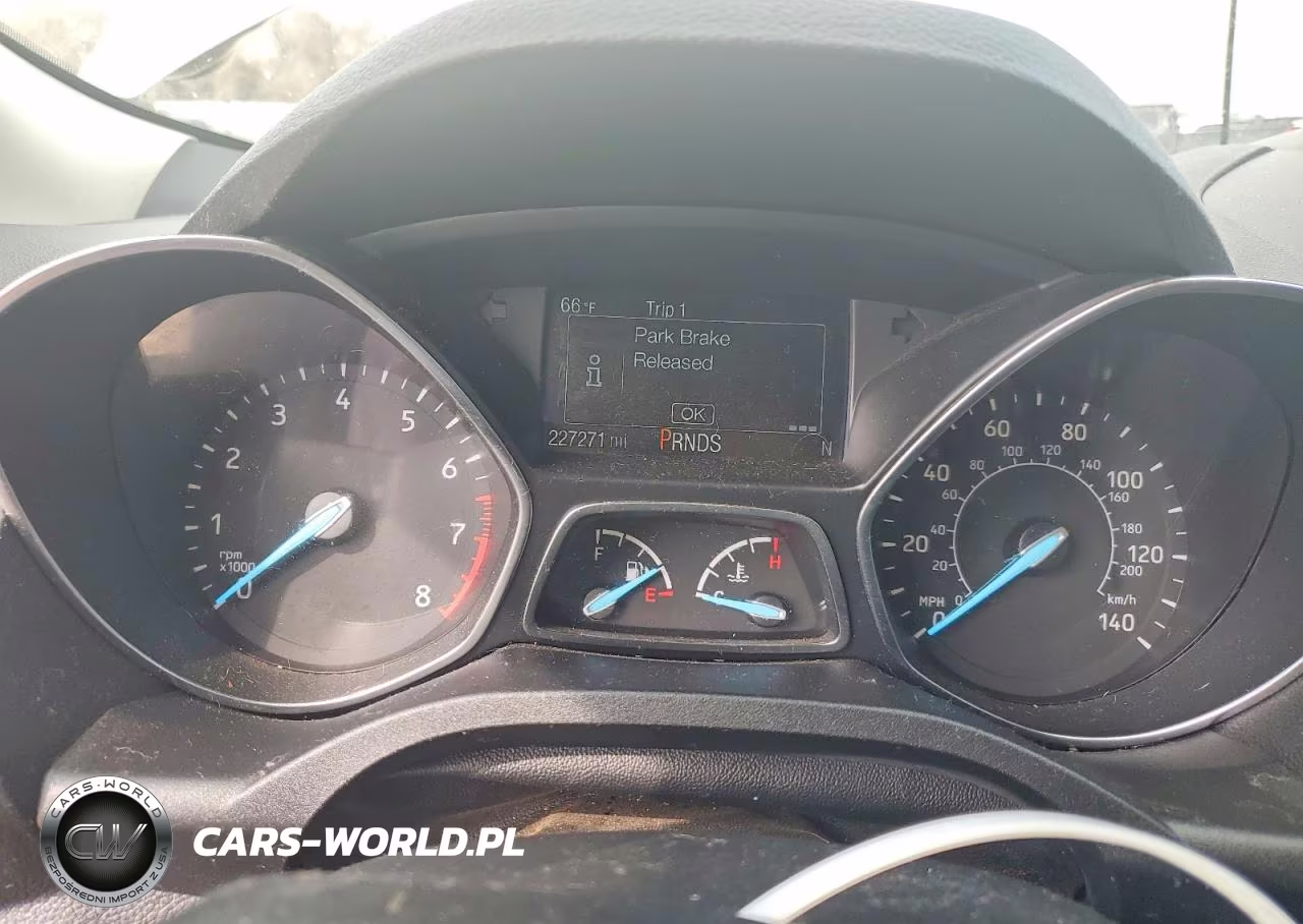 2018 Ford Escape Sel VIN:1FMCU0HD0JUC06692 - 9