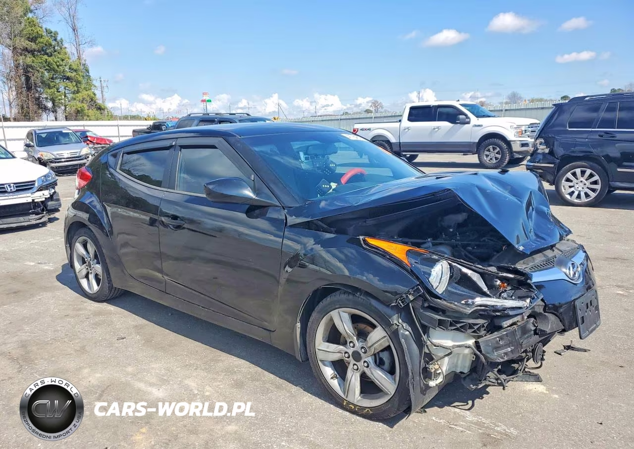 2013 Hyundai Veloster Base VIN:KMHTC6AD7DU096910 - 4