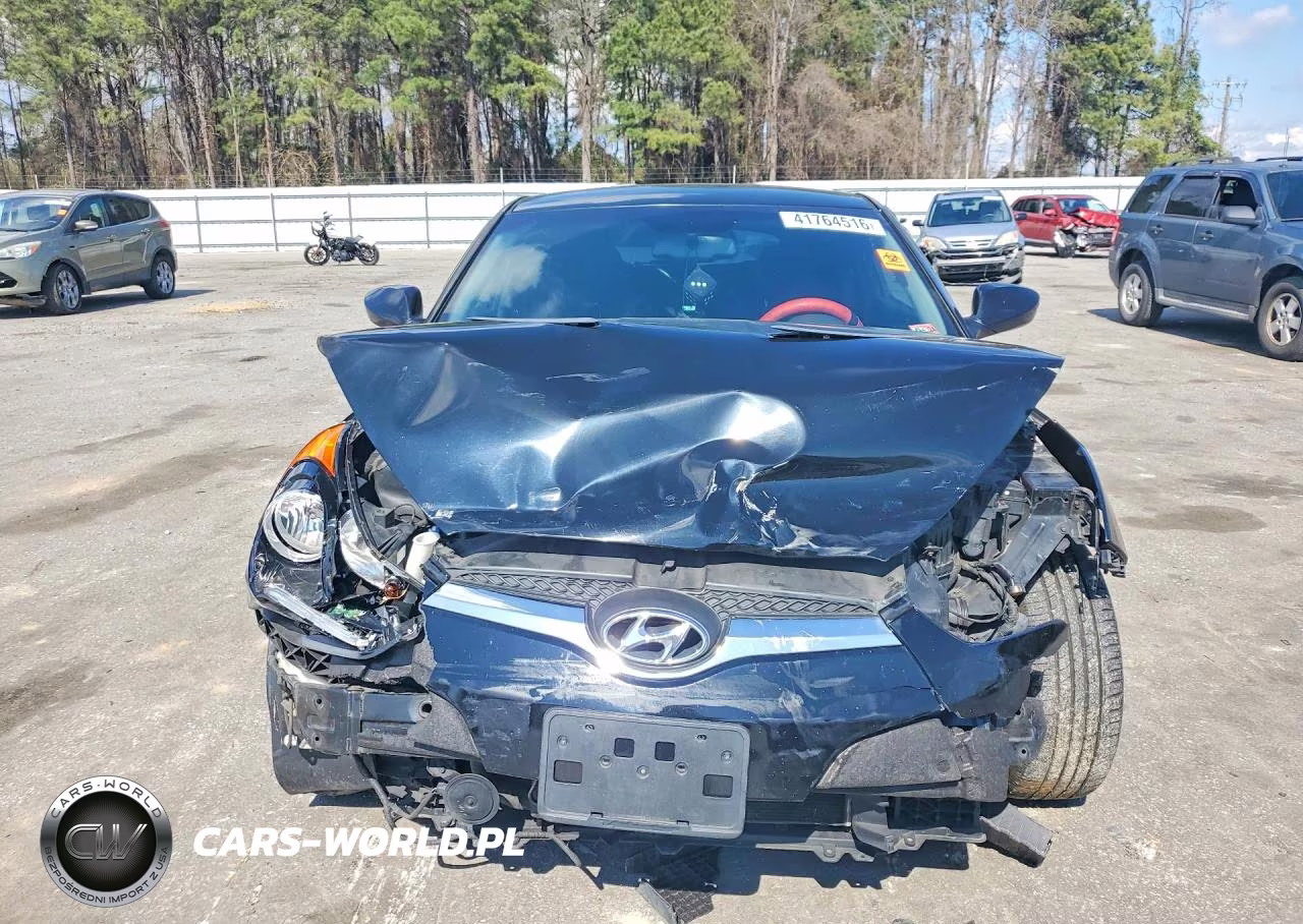 2013 Hyundai Veloster Base VIN:KMHTC6AD7DU096910 - 5
