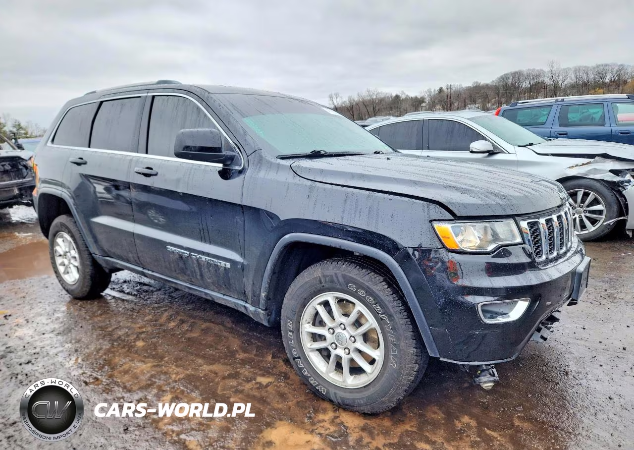 2018 Jeep Grand Cherokee Laredo VIN:1C4RJFAG6JC284673 - 4
