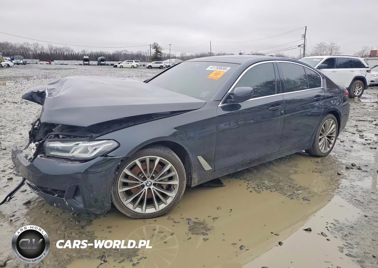 2022 BMW 530 Xi