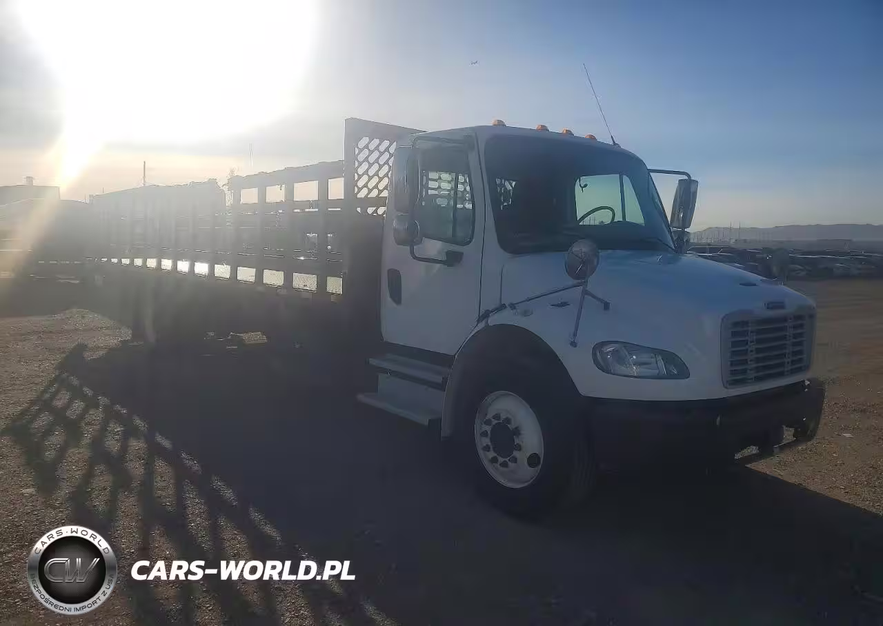 2019 Freightliner Business Class M2 Flatbed Truck