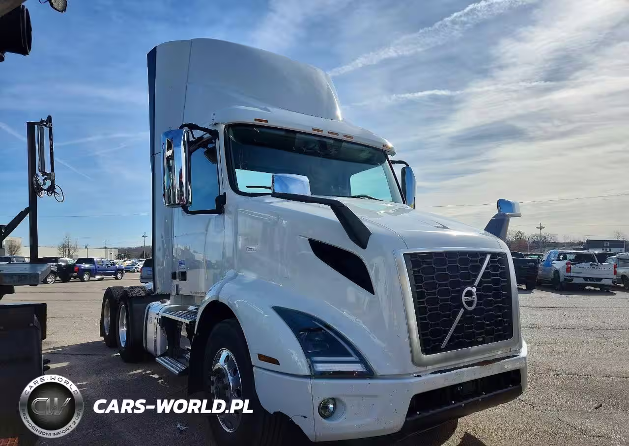 2020 Volvo Vnr Semi Truck