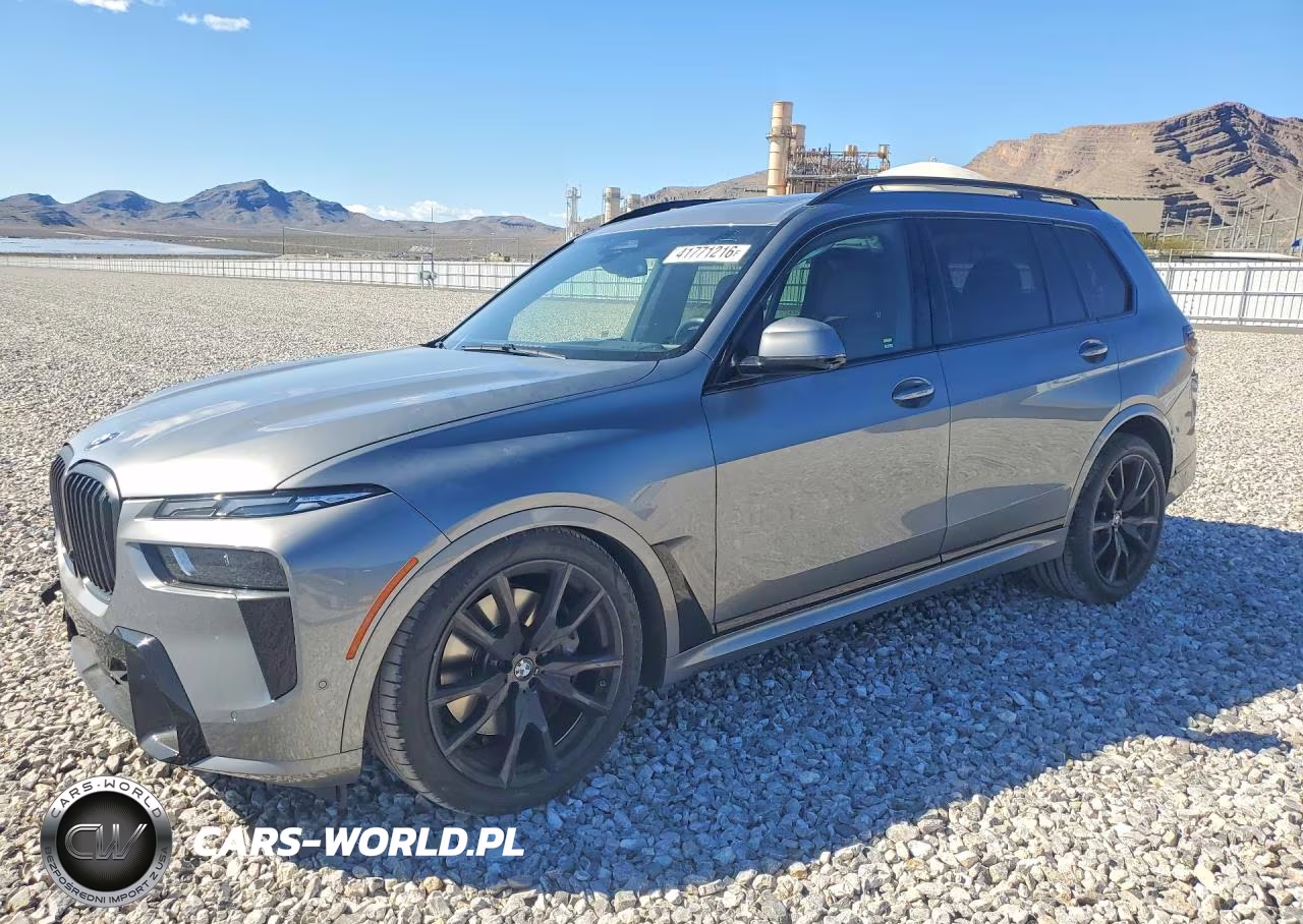 2025 BMW X7 xDrive40I