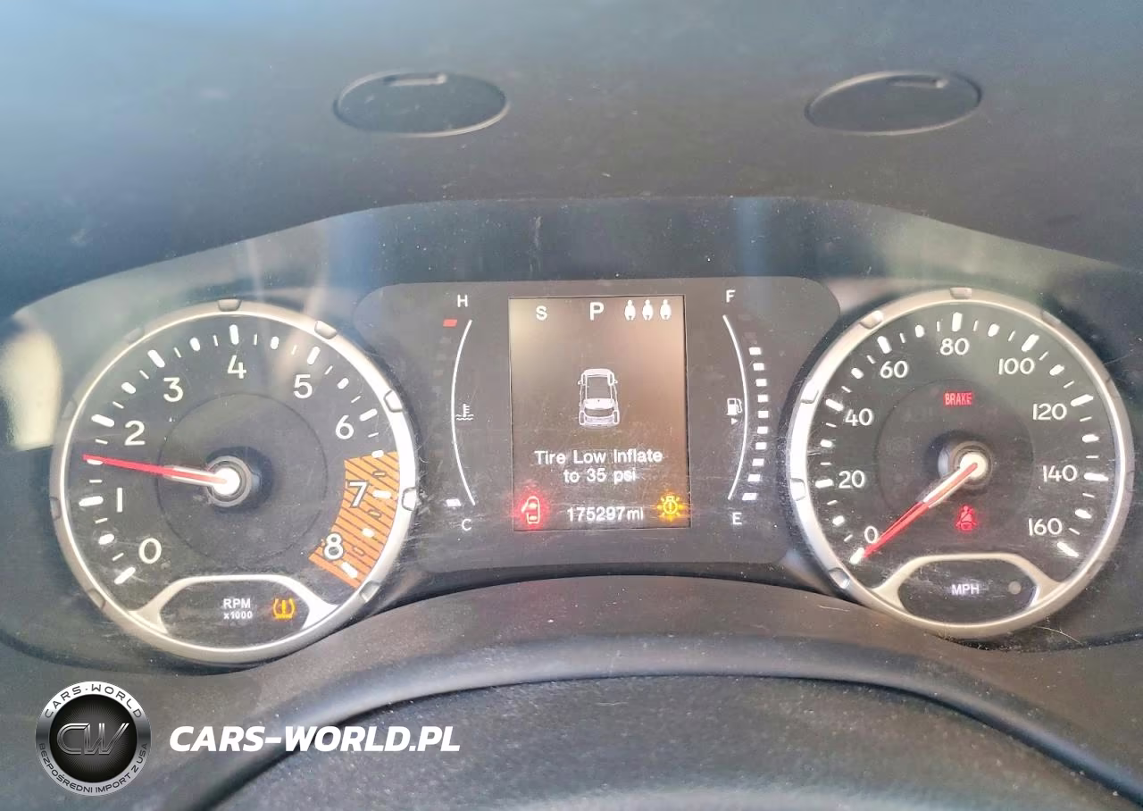 2019 Jeep Renegade Sport VIN:ZACNJBABXKPK85296 - 9