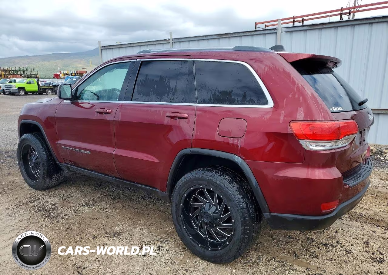2018 Jeep Grand Cherokee Laredo VIN:1C4RJEAG3JC306574 - 2