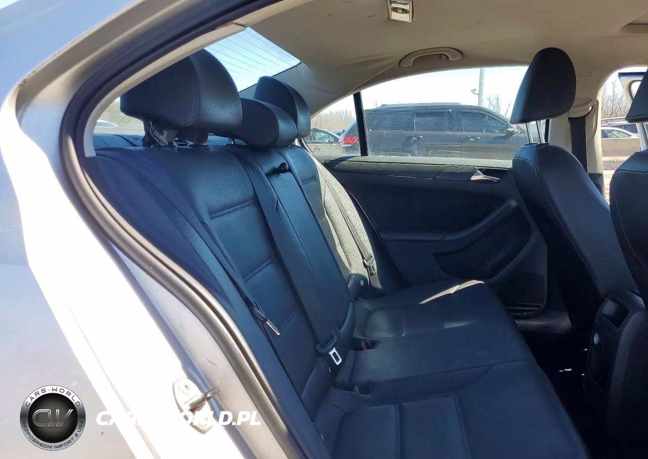 2011 Volkswagen Jetta Se VIN:3VWDZ7AJ4BM364779 - 10