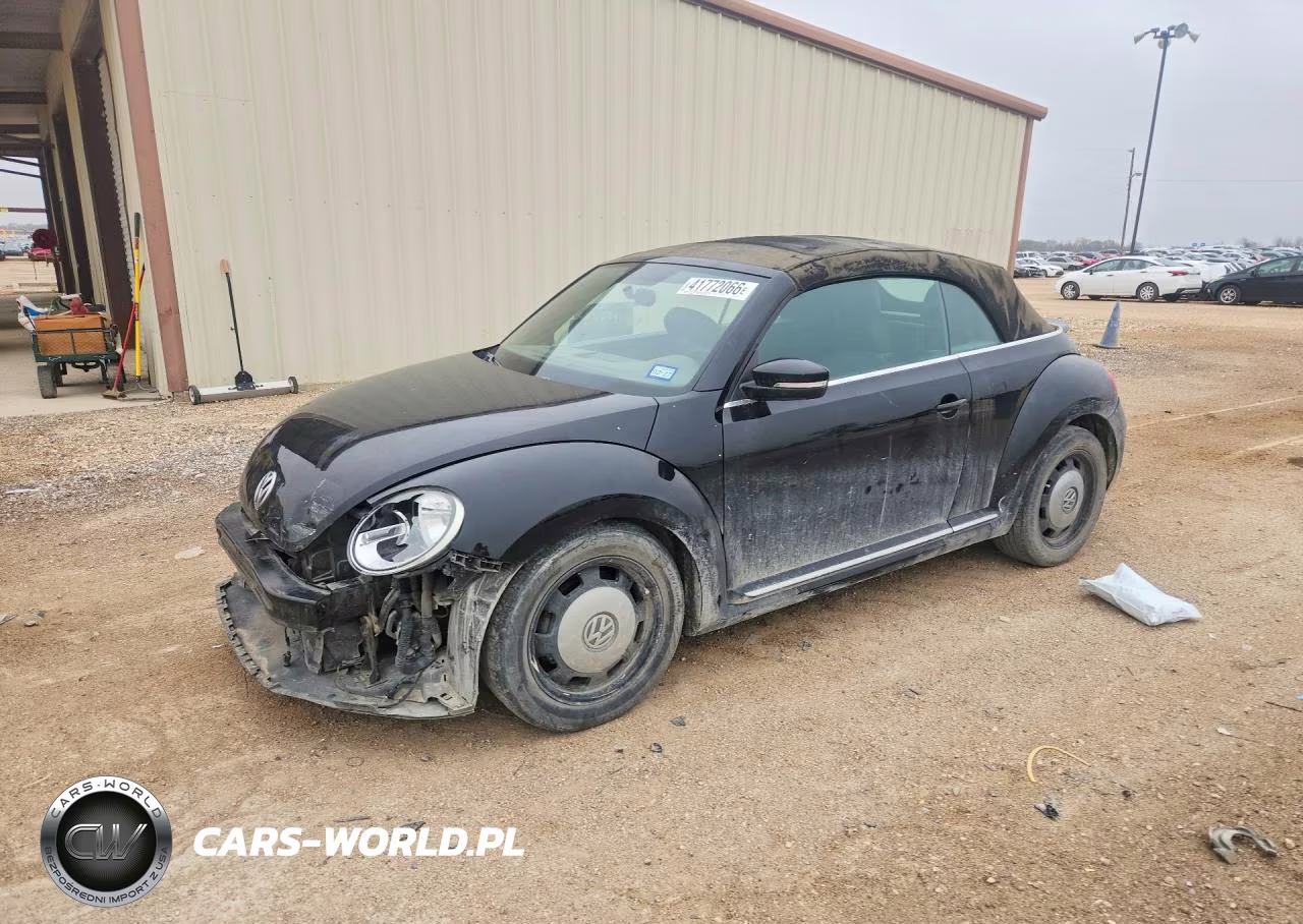 2015 Volkswagen Beetle 1.8T – zdjęcie 1 z 13