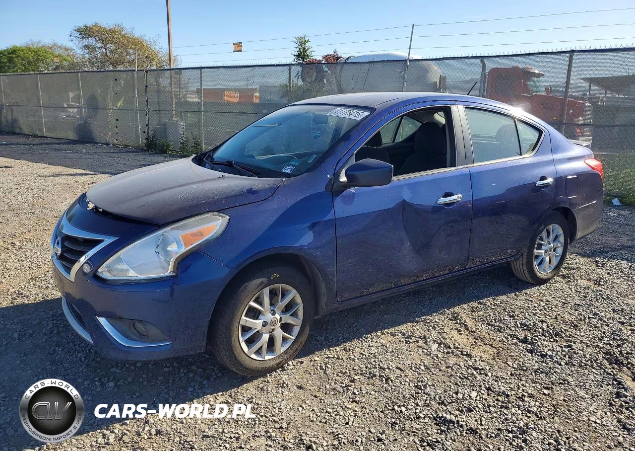 2018 Nissan Versa Sv – zdjęcie 1 z 13