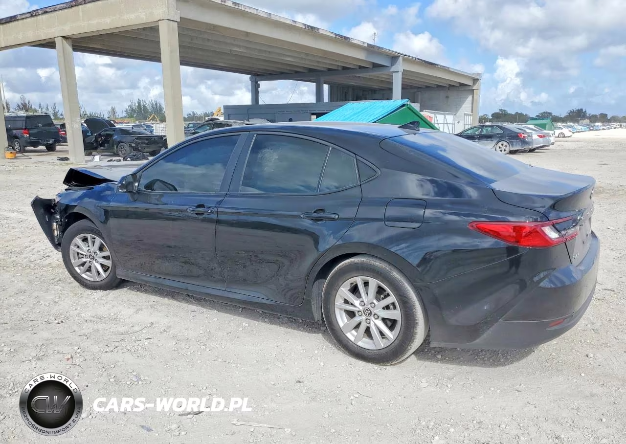 2025 Toyota Camry Le VIN:4T1DAACK9SU147037 - 2