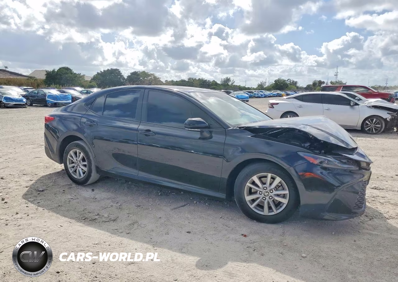 2025 Toyota Camry Le VIN:4T1DAACK9SU147037 - 4