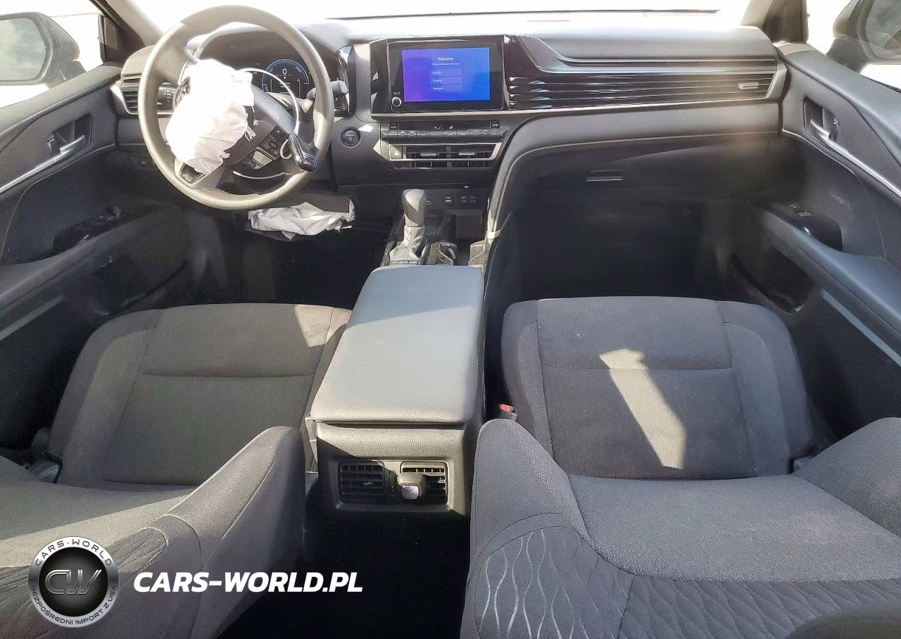 2025 Toyota Camry Le VIN:4T1DAACK9SU147037 - 8