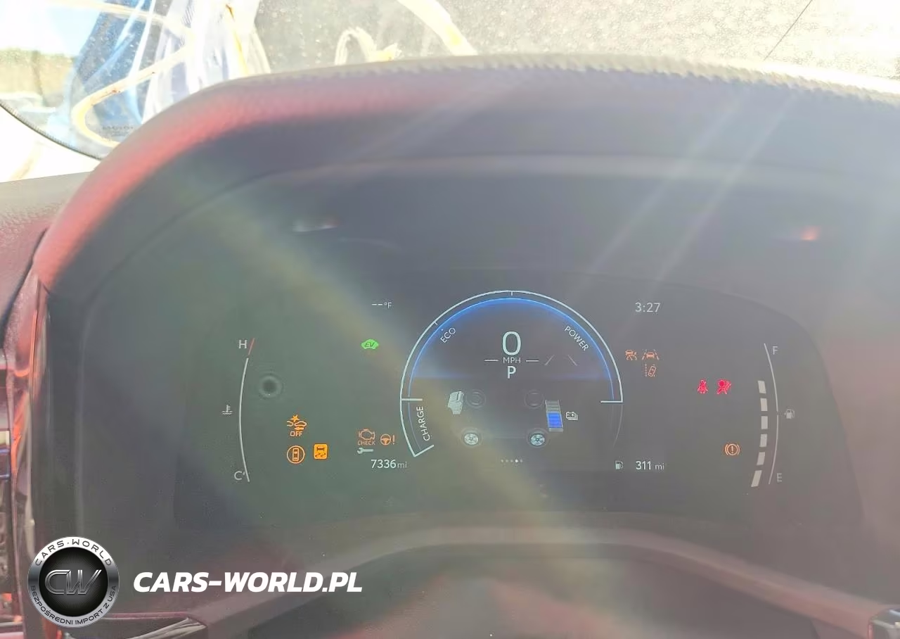 2025 Toyota Camry Le VIN:4T1DAACK9SU147037 - 9