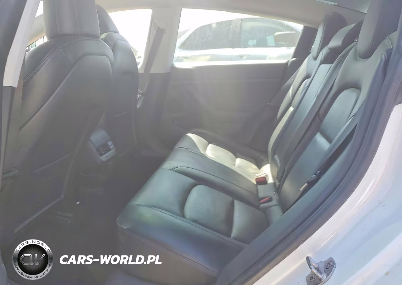 2021 Tesla Model 3 VIN:5YJ3E1EB7MF049640 - 10