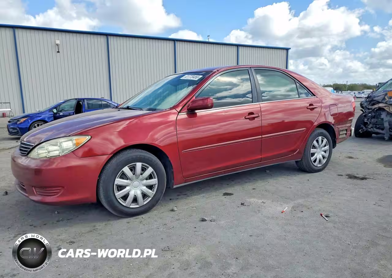 2005 Toyota Camry Le