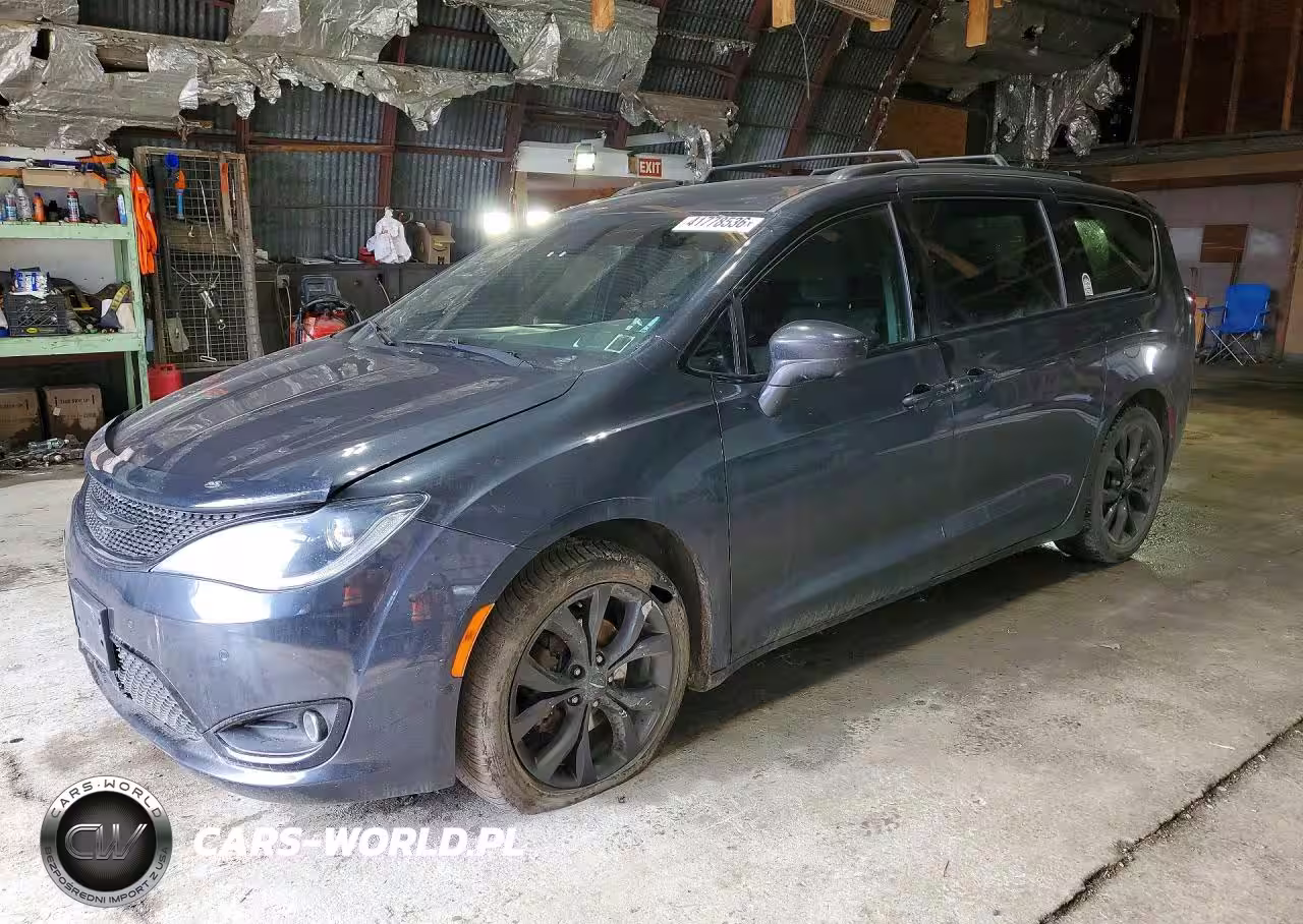 2019 Chrysler Pacifica Touring Plus