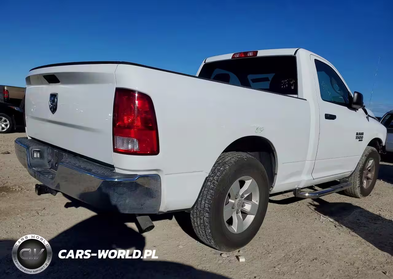 2021 Ram 1500 Classic Tradesman VIN:3C6JR6AG3MG647378 - 3
