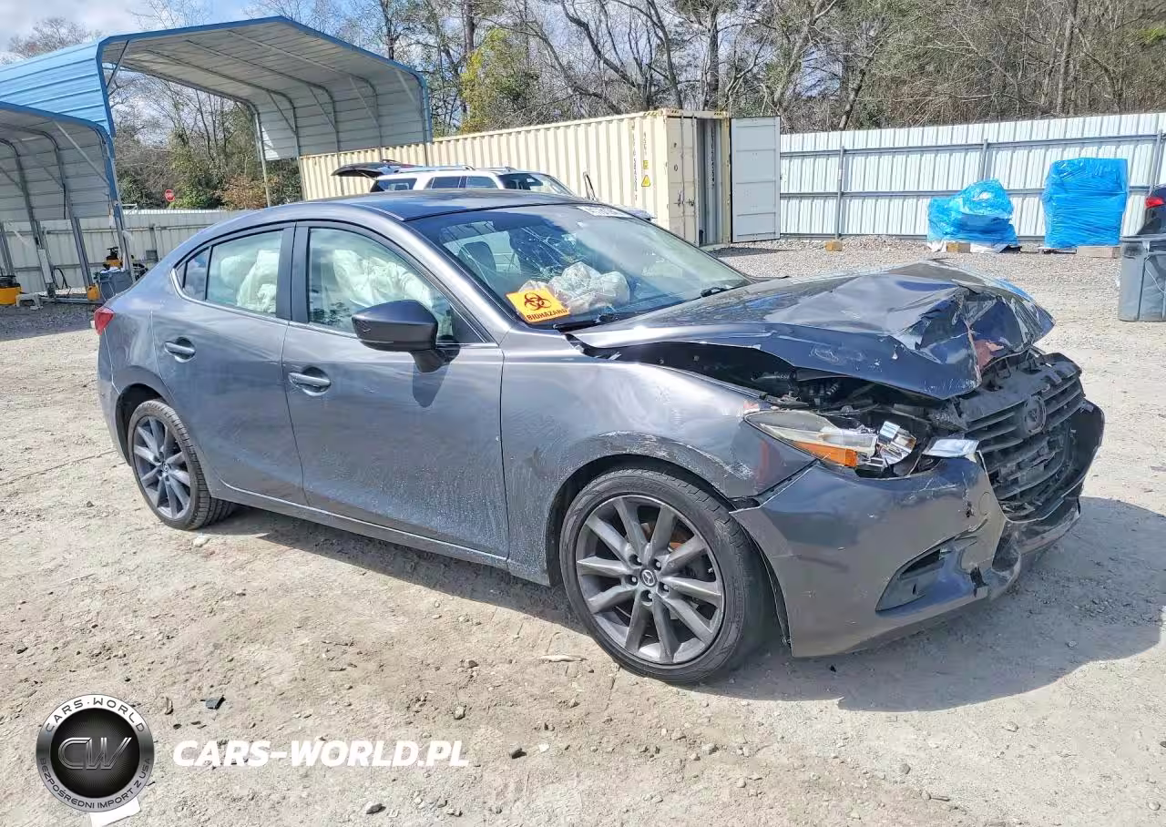 2018 Mazda 3 Touring VIN:3MZBN1V39JM230568 - 4