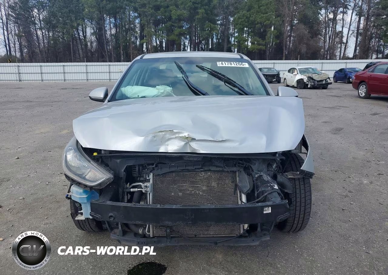 2018 Hyundai Accent Se VIN:3KPC24A38JE028547 - 5