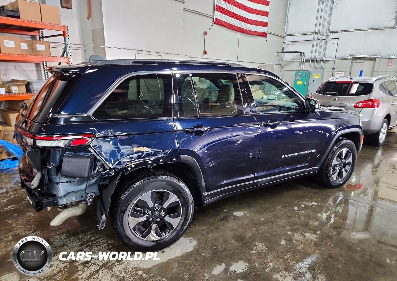 2024 Jeep Grand Cherokee Limited 4Xe VIN:1C4RJYB60R8601931 - 3