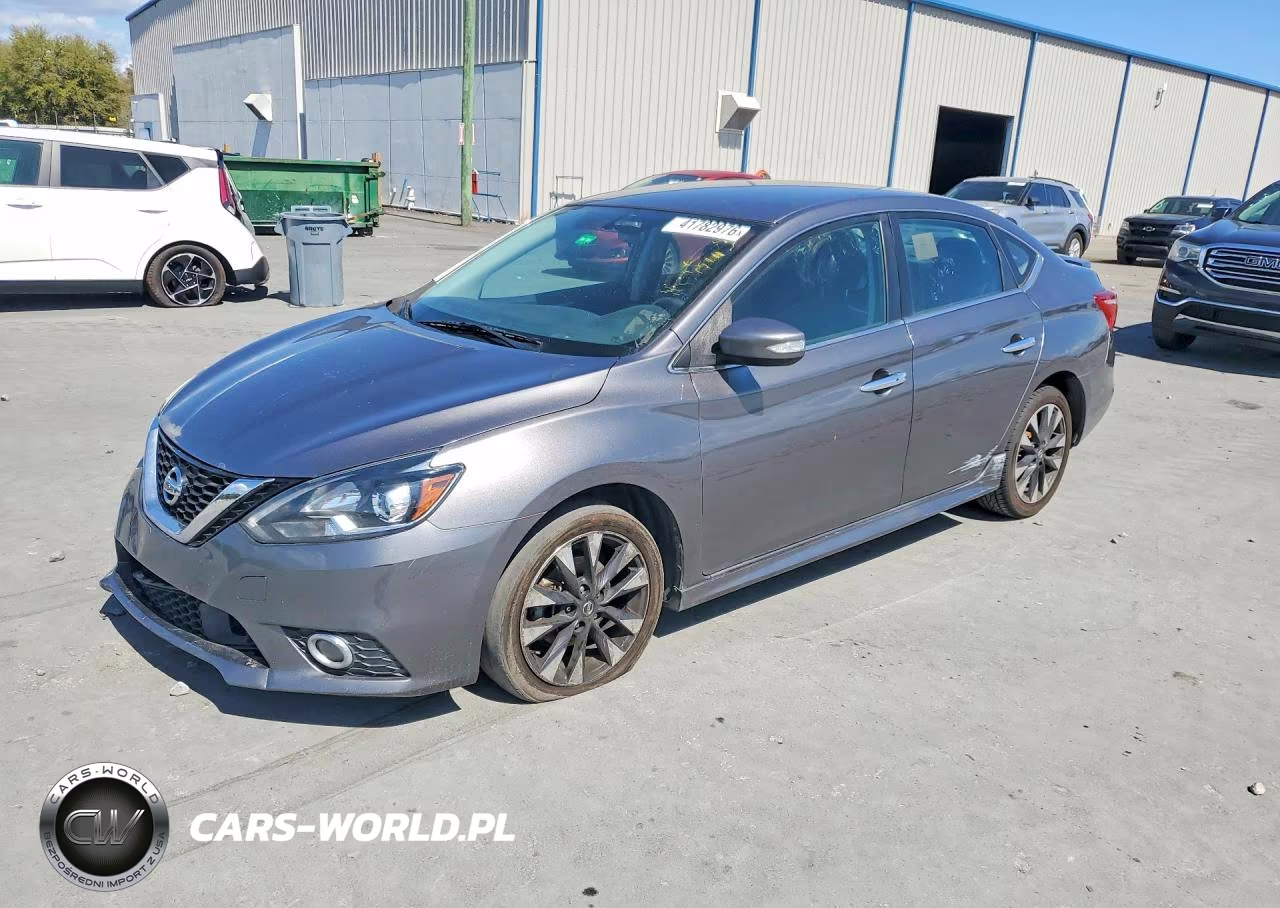 2019 Nissan Sentra – zdjęcie 1 z 12