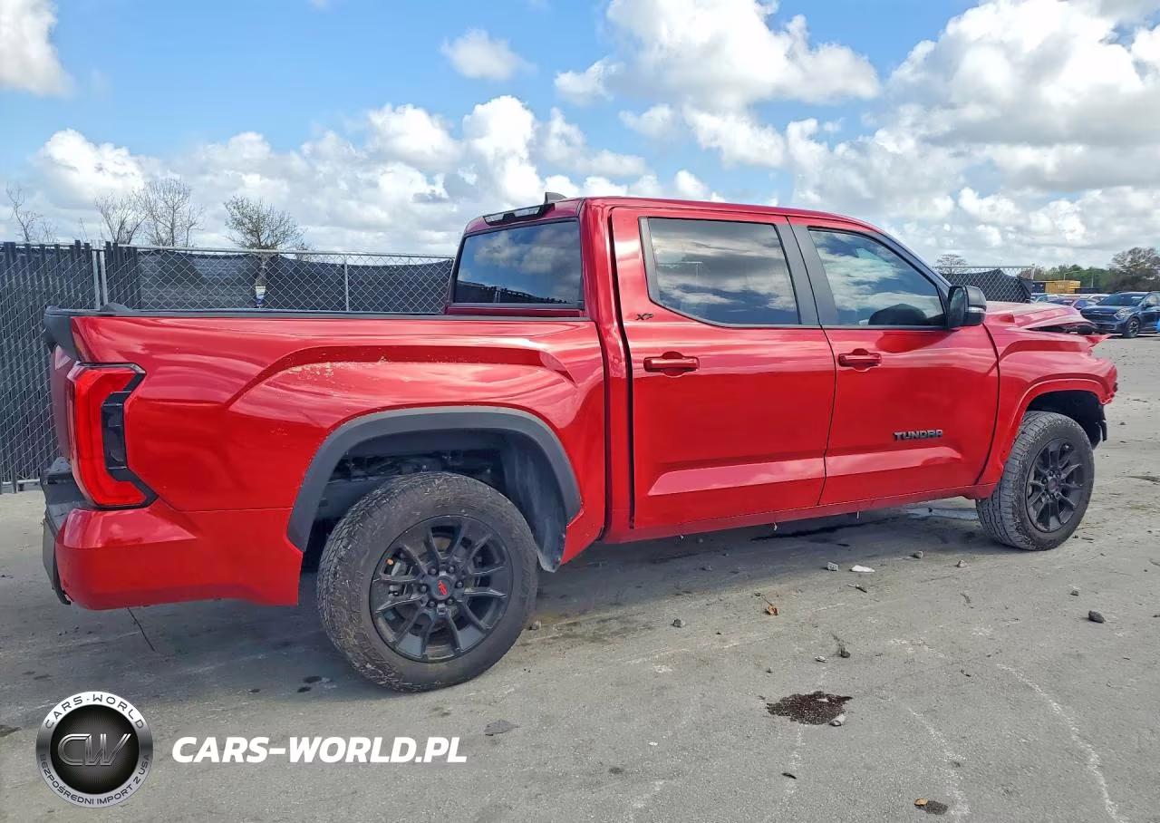 2025 Toyota Tundra Sr5 VIN:5TFLA5DB1SX267872 - 3