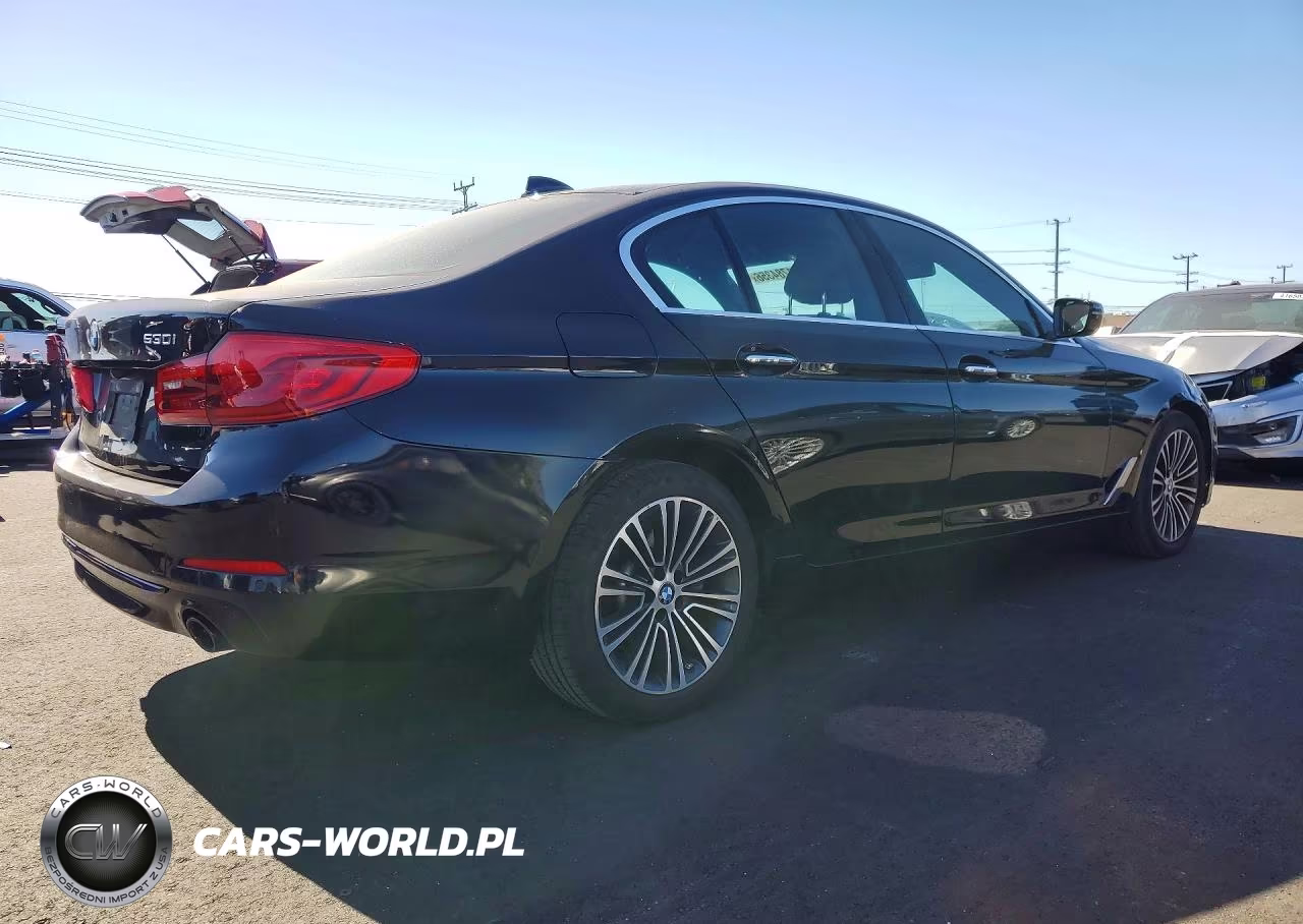 2018 BMW 530 VIN:WBAJA5C58JWA38340 - 3