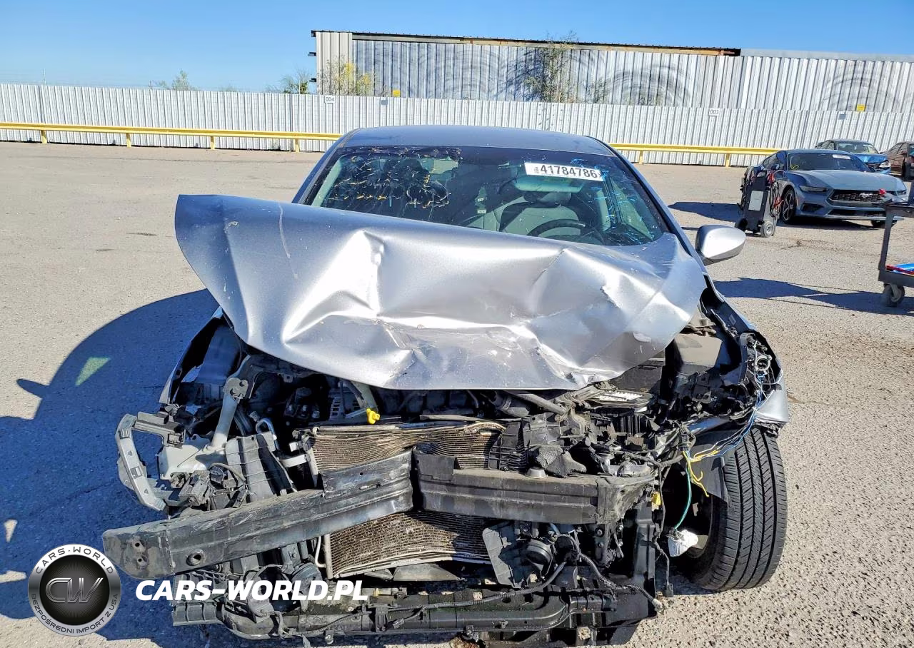 2013 Hyundai Elantra VIN:KMHDH4AE7DU928135 - 5