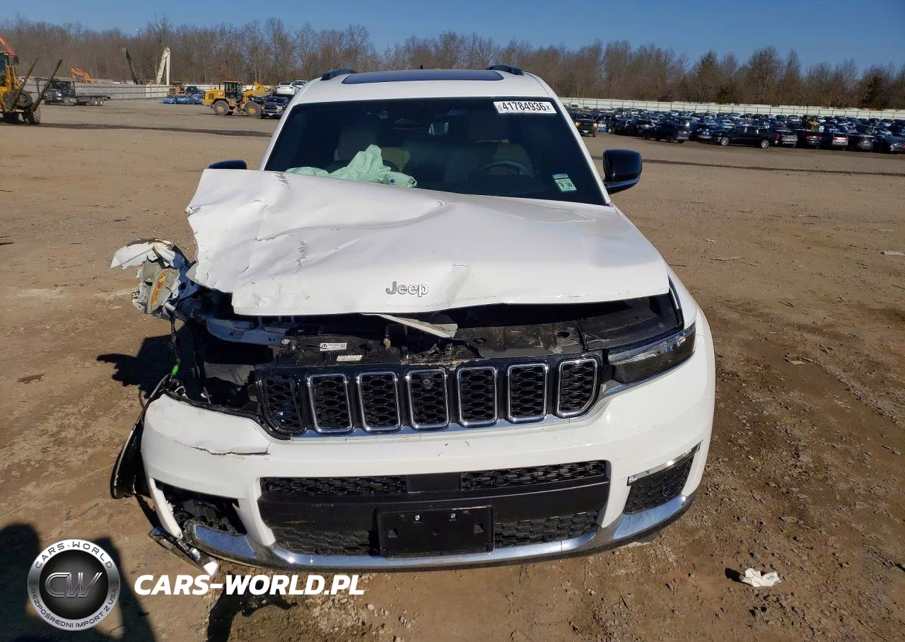 2025 Jeep Grand Cherokee L Limited VIN:1C4RJKBG2S8722343 - 5