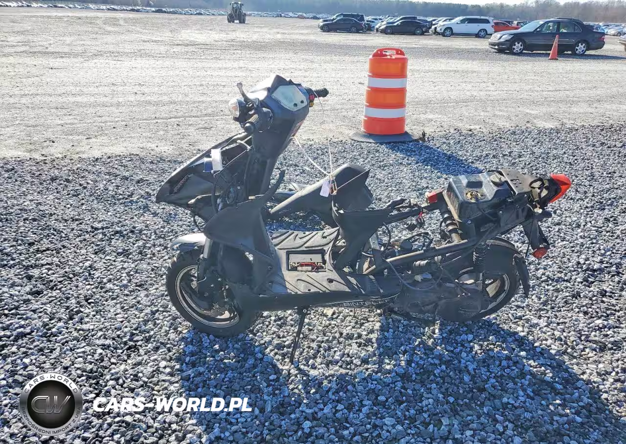 2023 Hyos Scorch Moped VIN:LL0TCAPR1PG000885 - 3