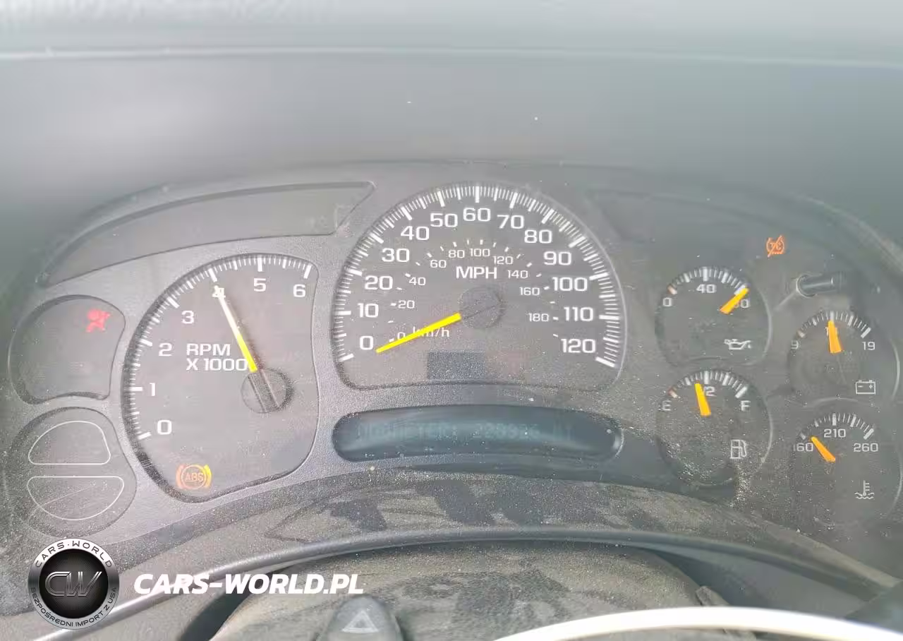 2005 GMC Yukon VIN:1GKEC13V15J246216 - 9