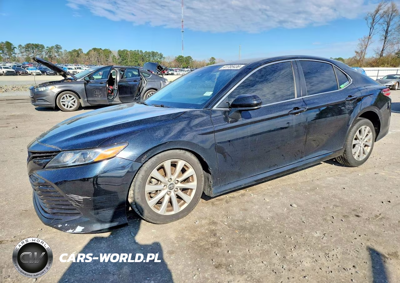 Główne zdjęcie 2018 Toyota Camry Le