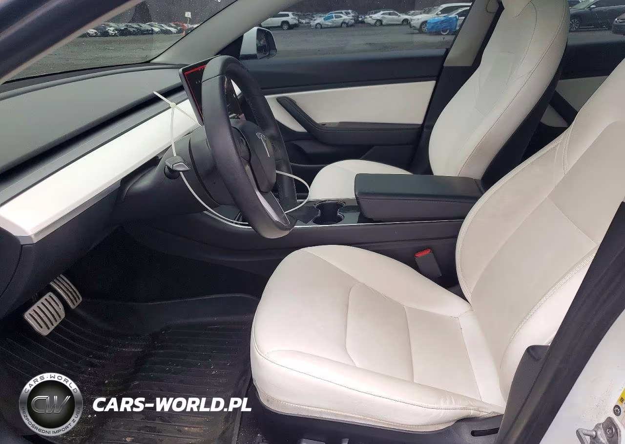 2020 Tesla Model 3 VIN:5YJ3E1EC1LF715057 - 7