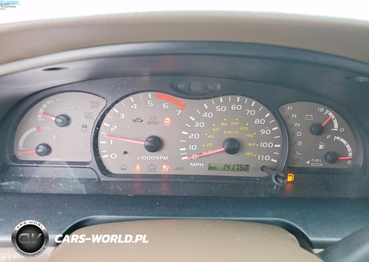 2003 Toyota Sequoia Sr5 VIN:5TDZT34A83S174936 - 9