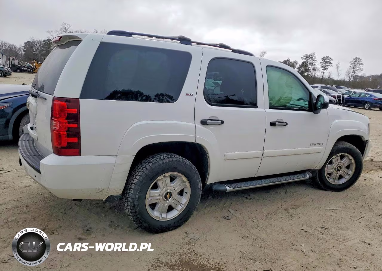 2008 Chevrolet Tahoe C1500 VIN:1GNFC13J88R190270 - 3