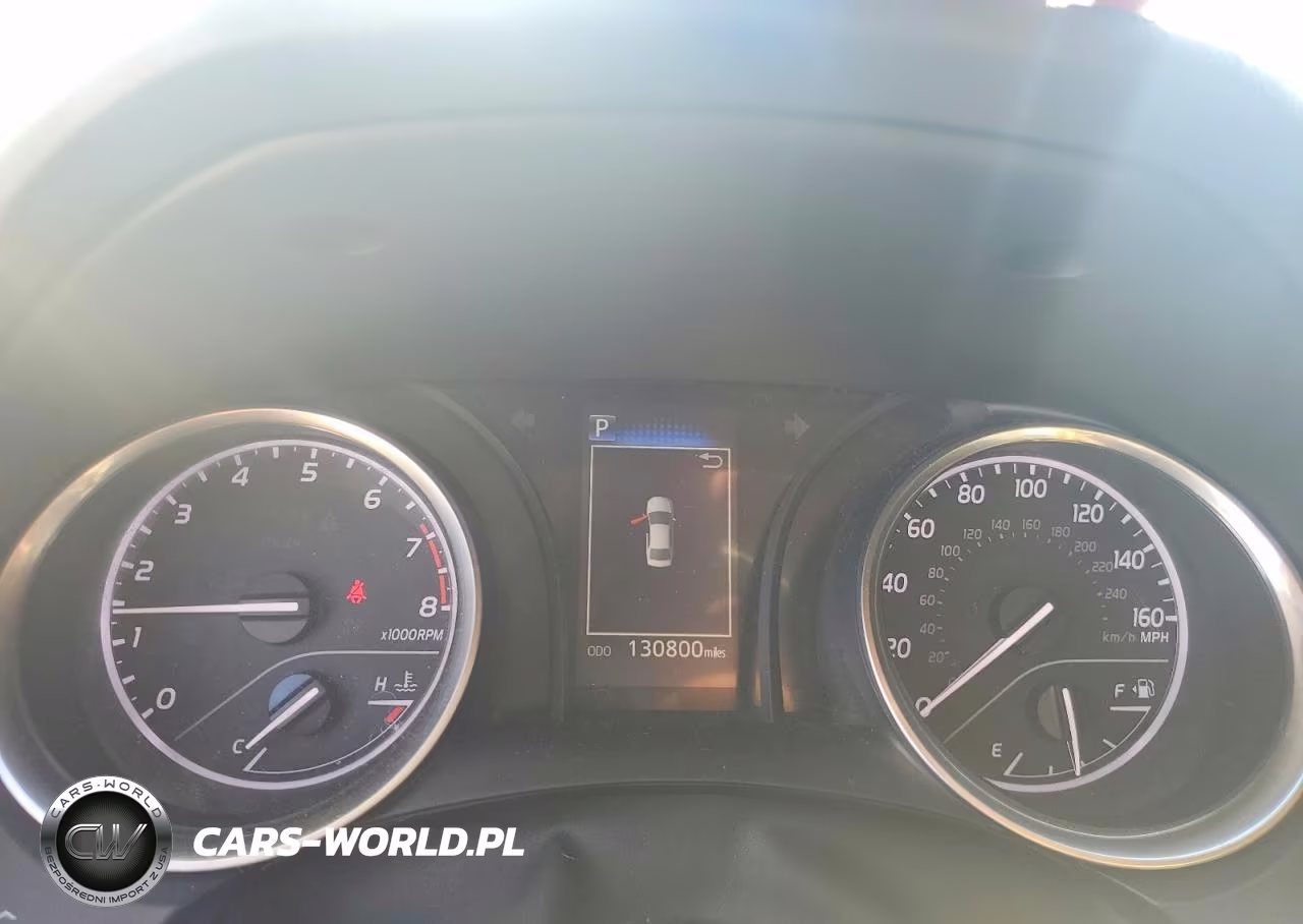 2018 Toyota Camry VIN:4T1B11HK2JU535550 - 9