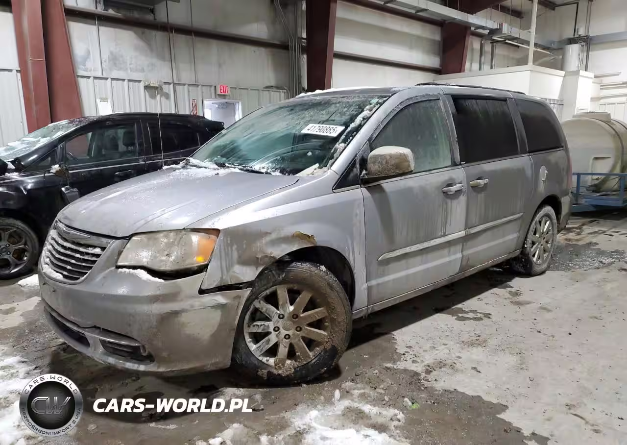 2014 Chrysler Town & Country Touring