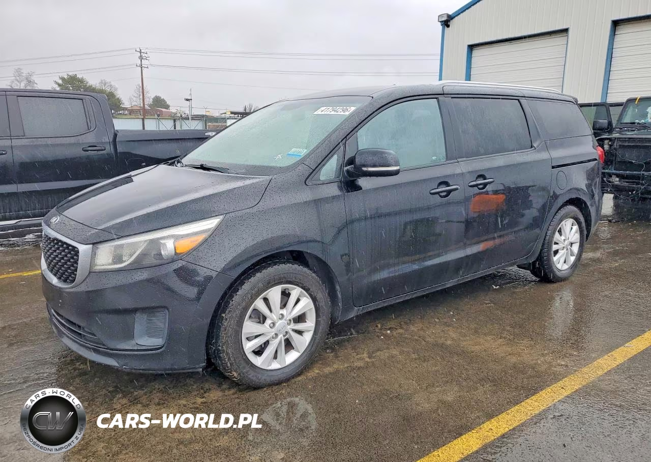 2015 Kia Sedona Lx