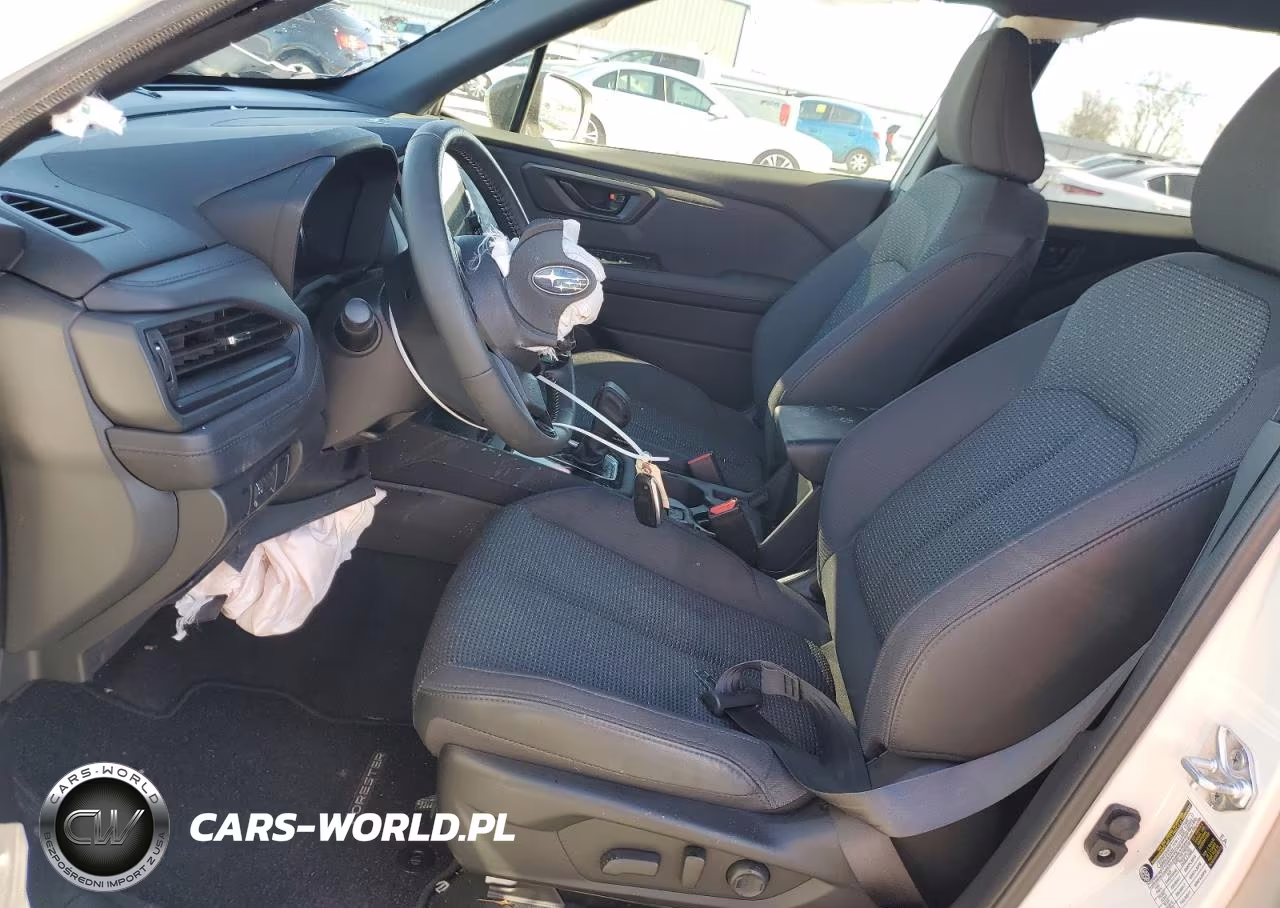2025 Subaru Forester Premium VIN:JF2SLDBCXSH427576 - 7
