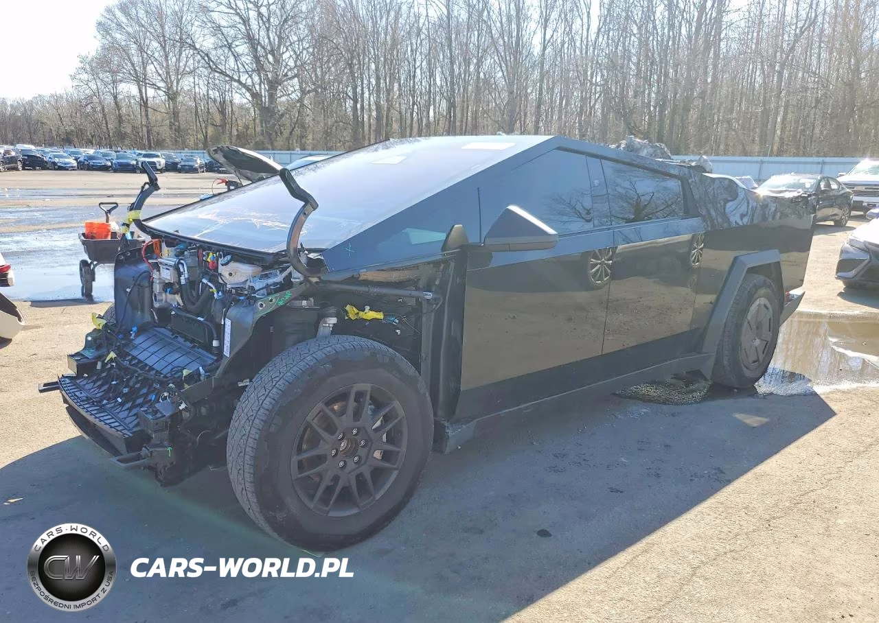 2025 Tesla Cybertruck