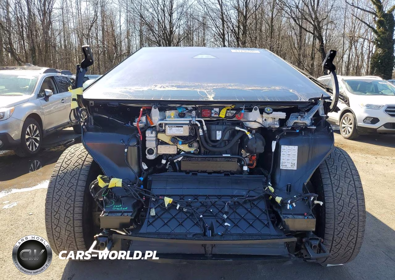 2025 Tesla Cybertruck VIN:7G2CEHED7SA074507 - 5
