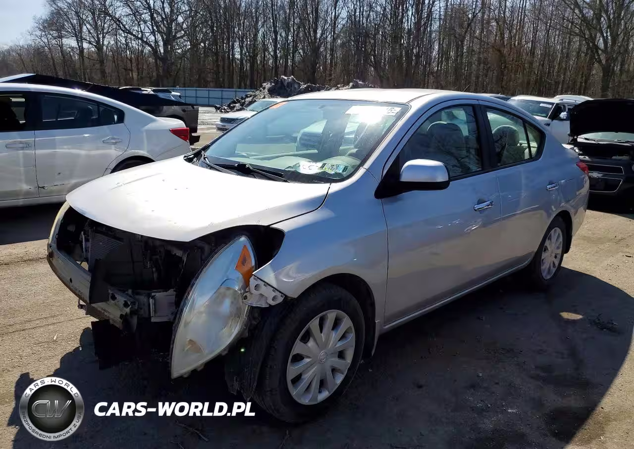 2013 Nissan Versa 1.6 S