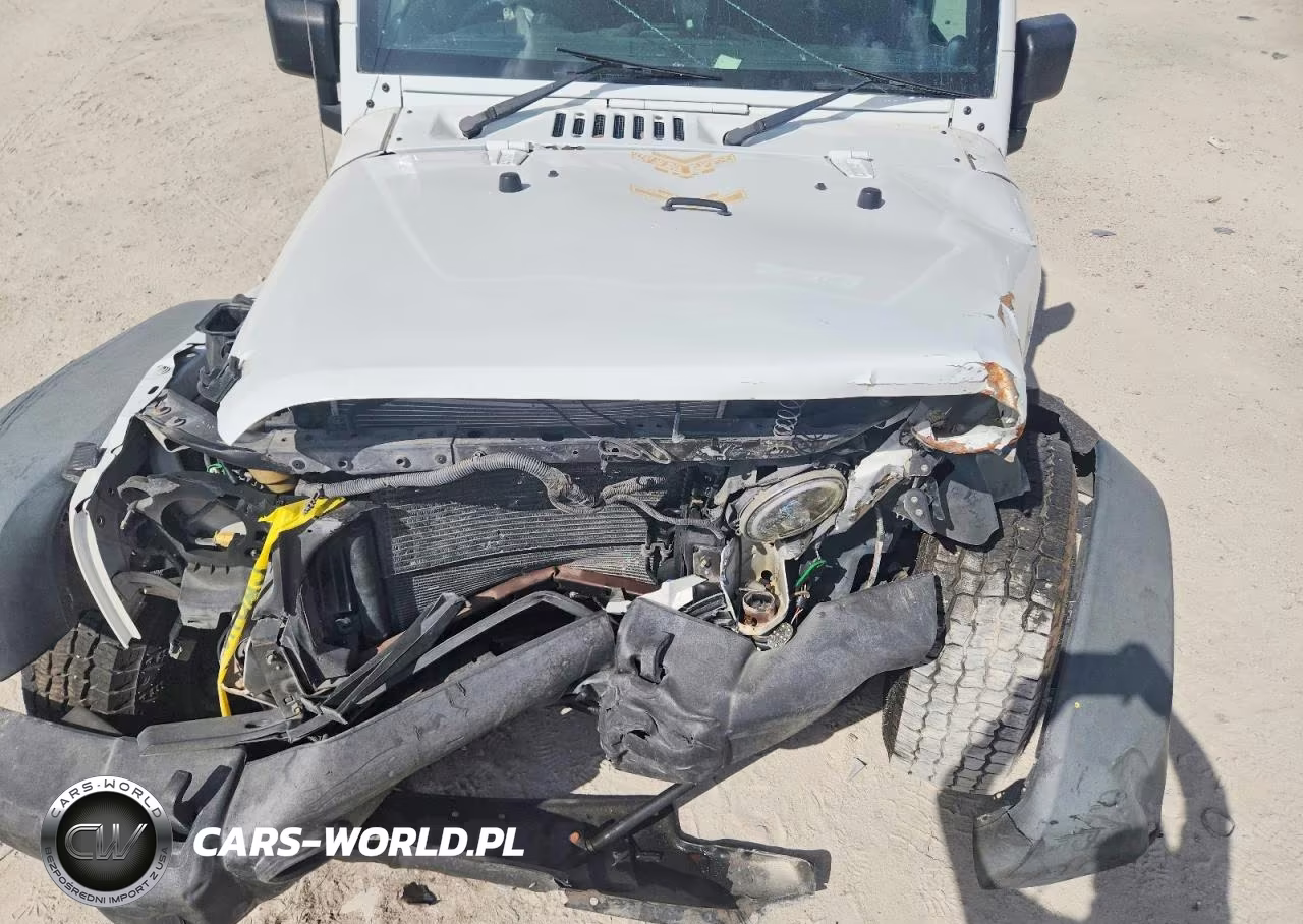 2014 Jeep Wrangler Unlimited Sport VIN:1C4BJWKG7EL199895 - 12