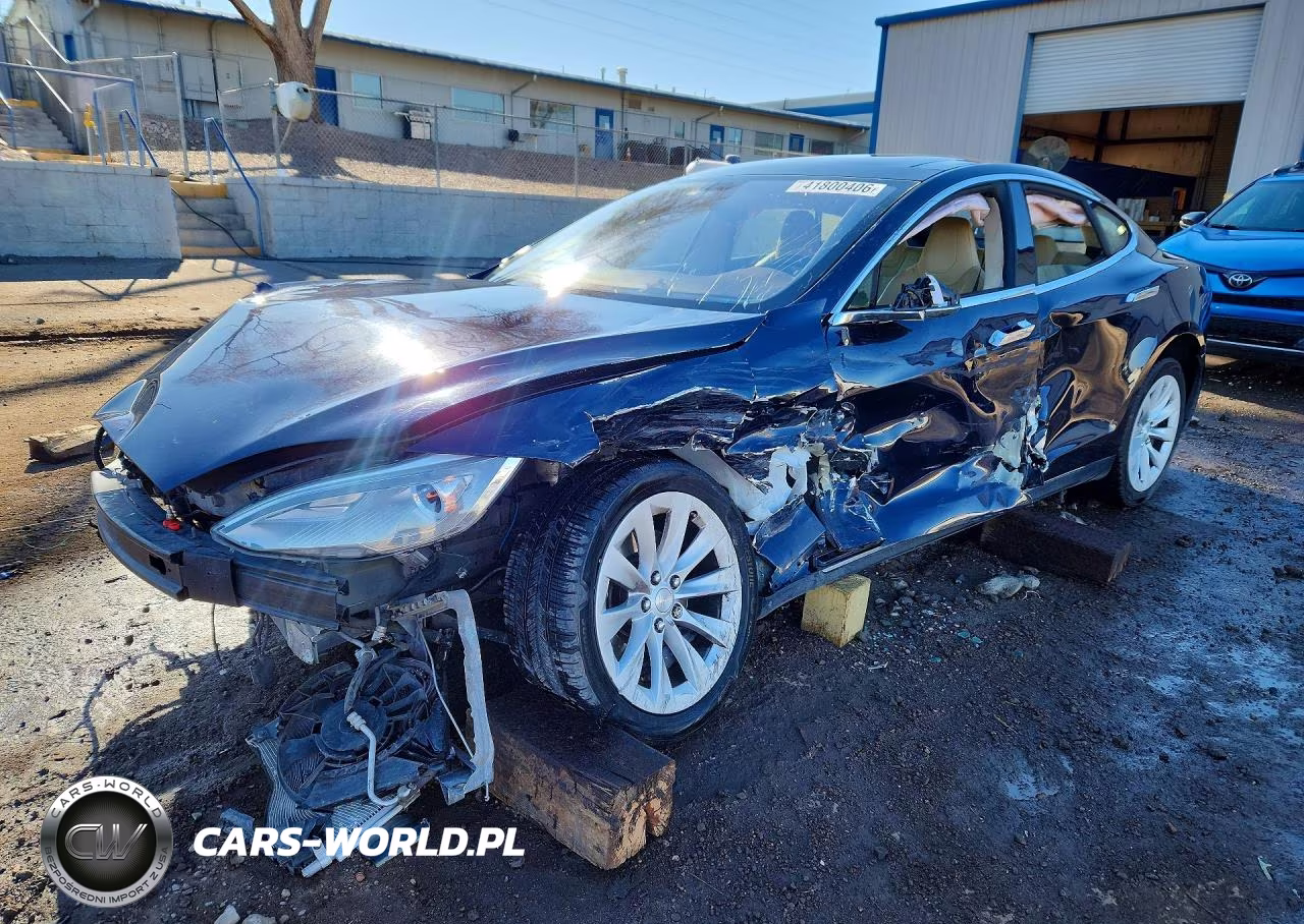 2013 Tesla Model S VIN:5YJSA1DP0DFP06878 - 1