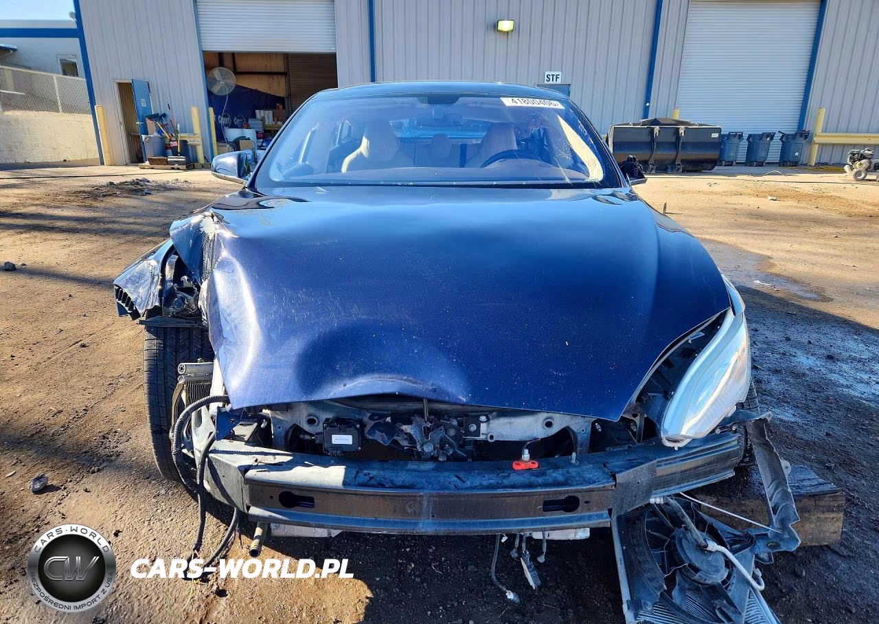 2013 Tesla Model S VIN:5YJSA1DP0DFP06878 - 5