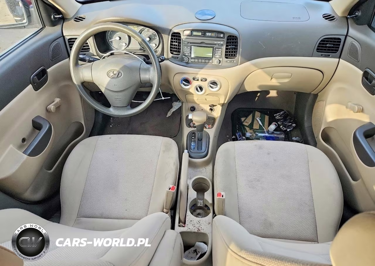 2008 Hyundai Accent Gls VIN:KMHCN46C18U235871 - 8