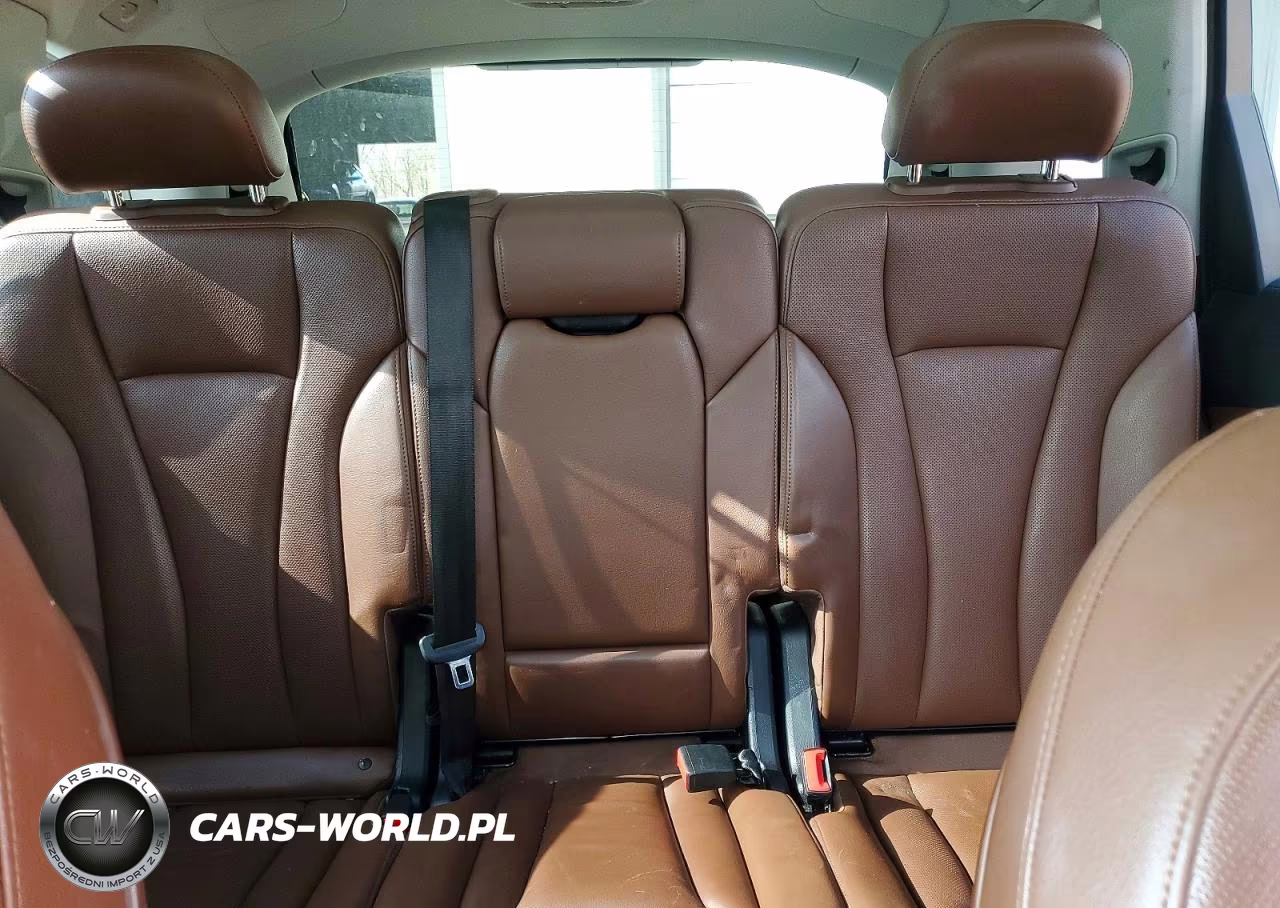 2019 Audi Q7 Premium Plus VIN:WA1LAAF74KD016650 - 10