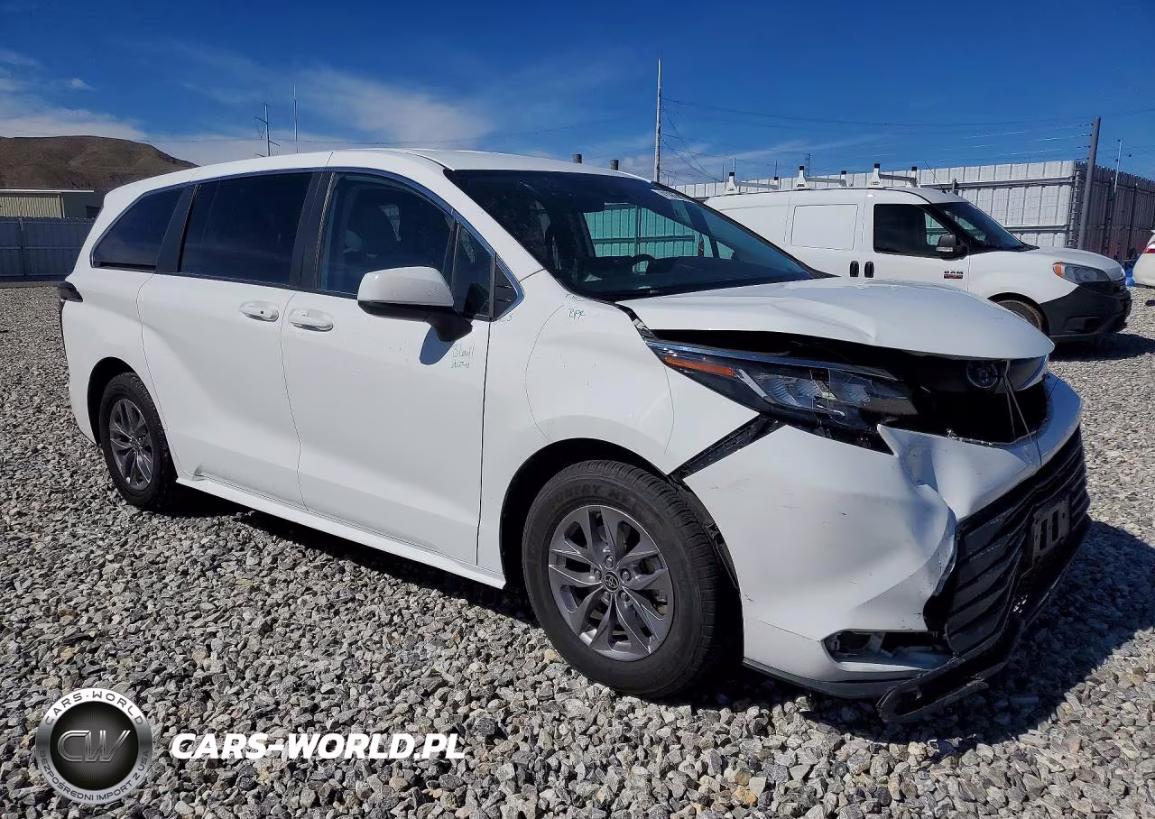 2023 Toyota Sienna Le 8-Passenger VIN:5TDKRKEC8PS163984 - 4